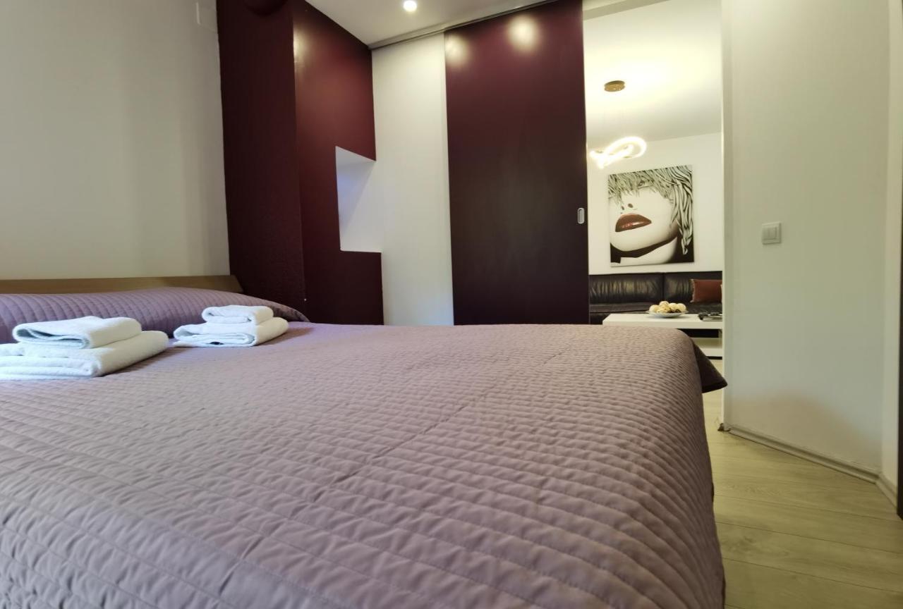 Pine And Lime Apartments プーラ エクステリア 写真