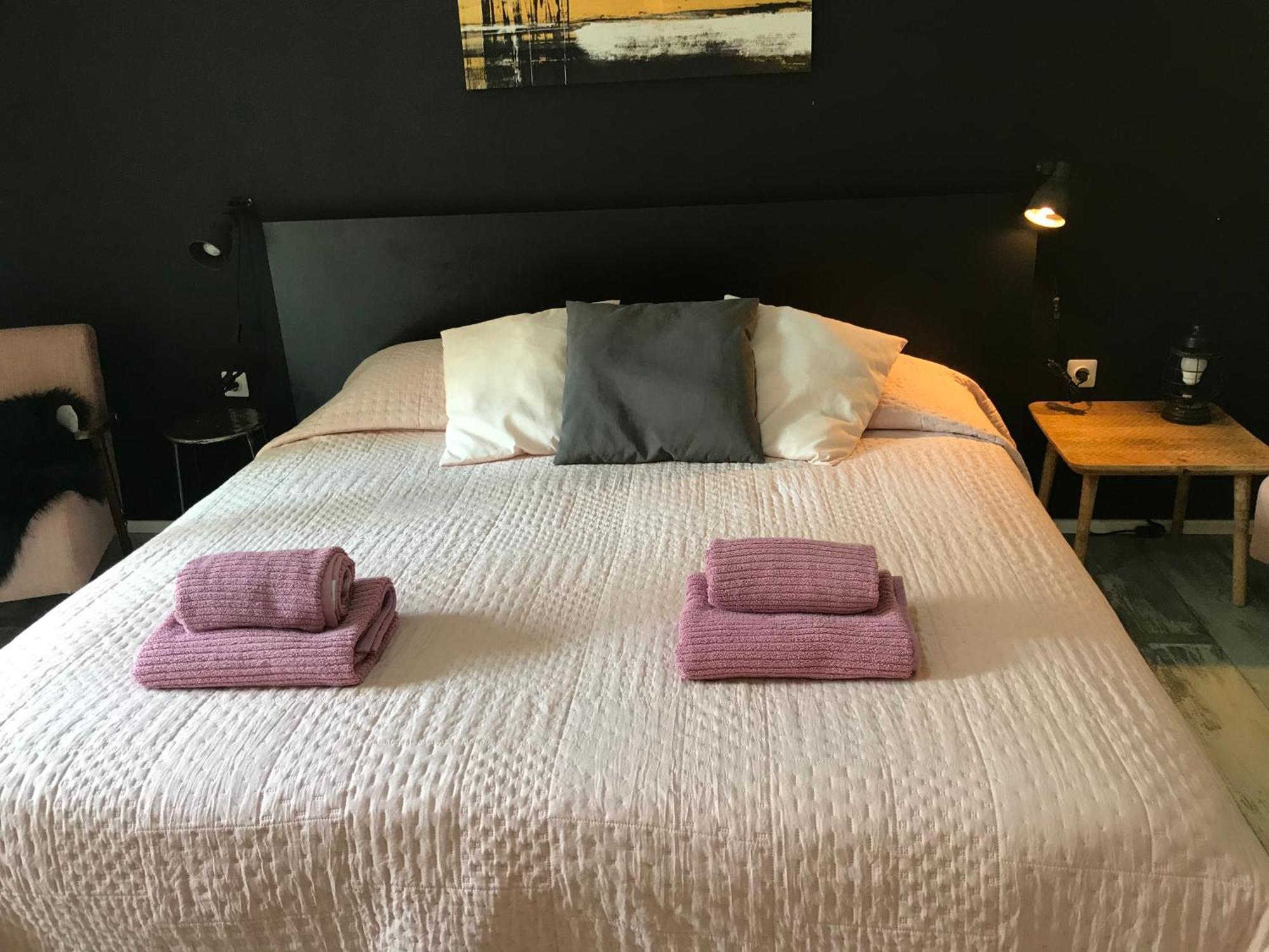 Pine And Lime Apartments プーラ エクステリア 写真